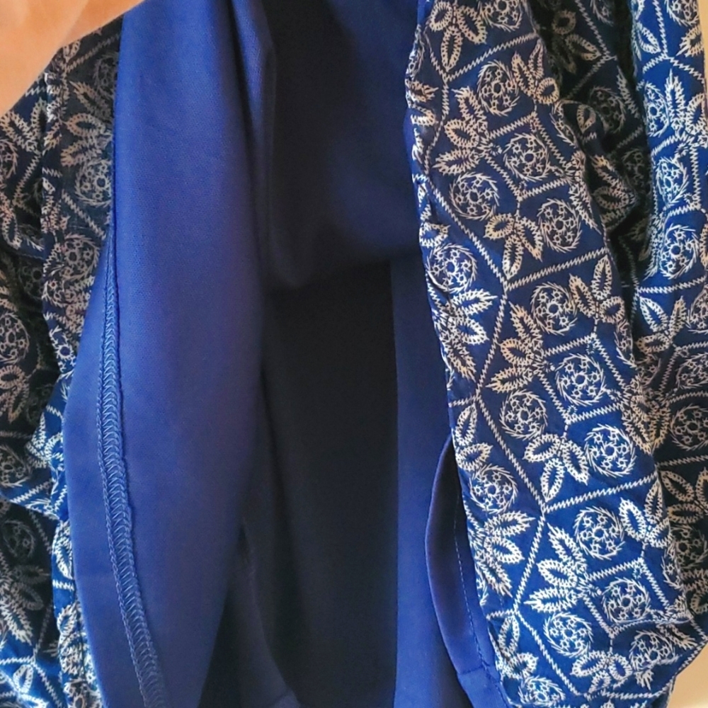 Patterned Dress - Picture 3 of 3